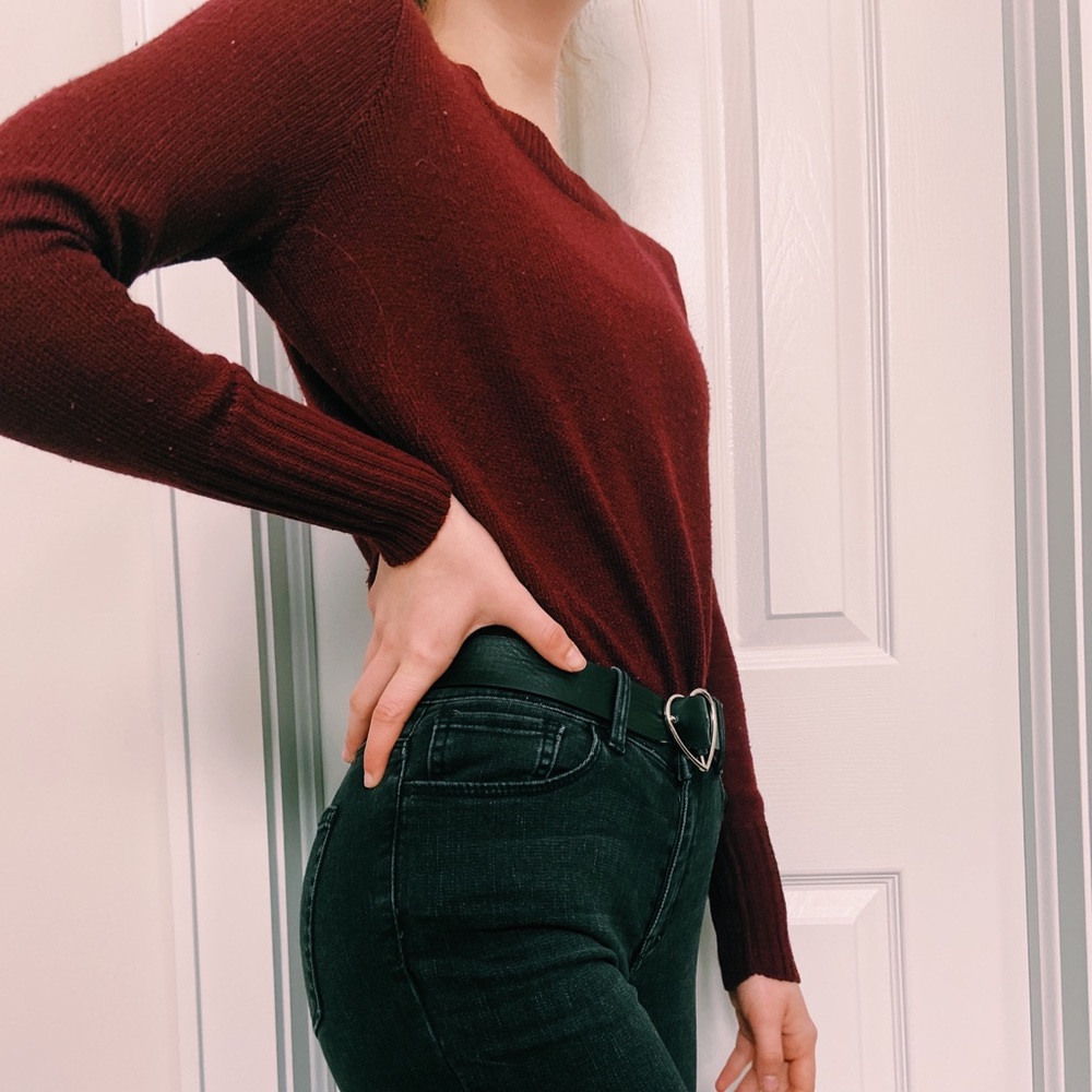 H&M BURGUNDY KNIT SWEATER - Picture 2 of 3